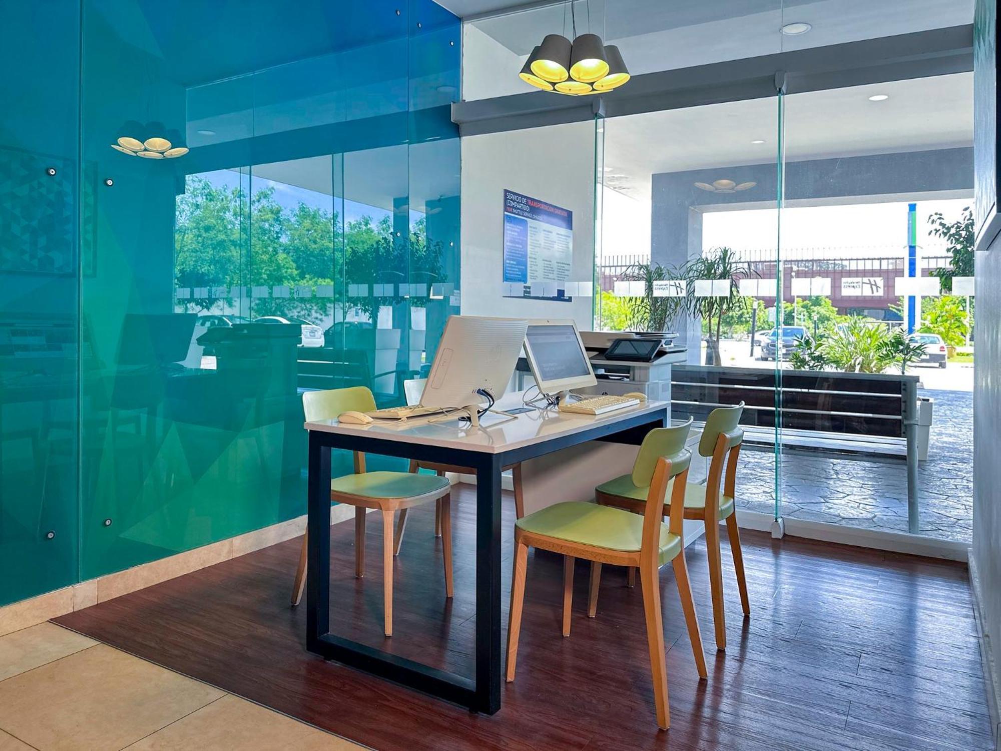 Holiday Inn Express Merida By Ihg Luaran gambar