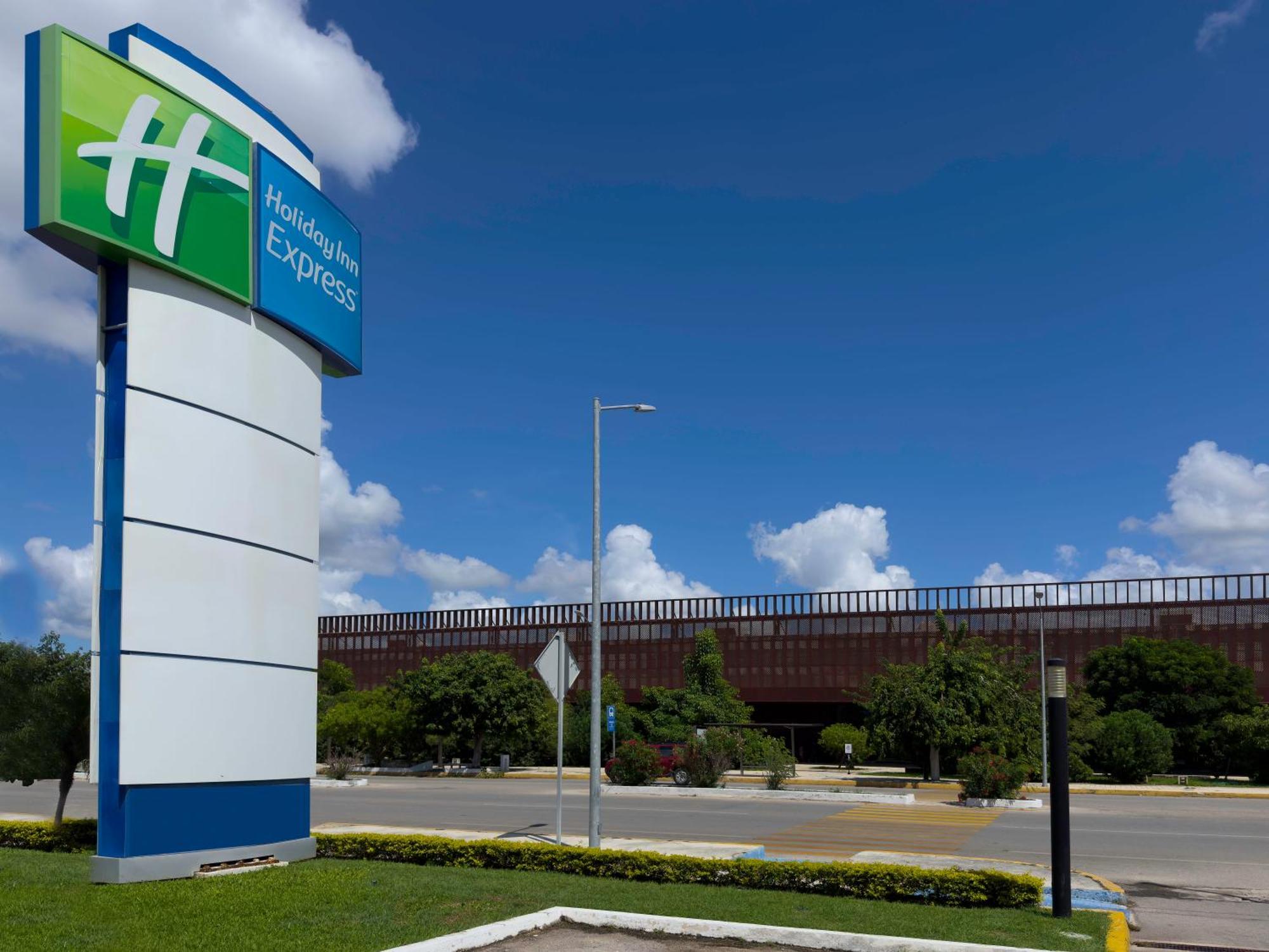 Holiday Inn Express Merida By Ihg Luaran gambar