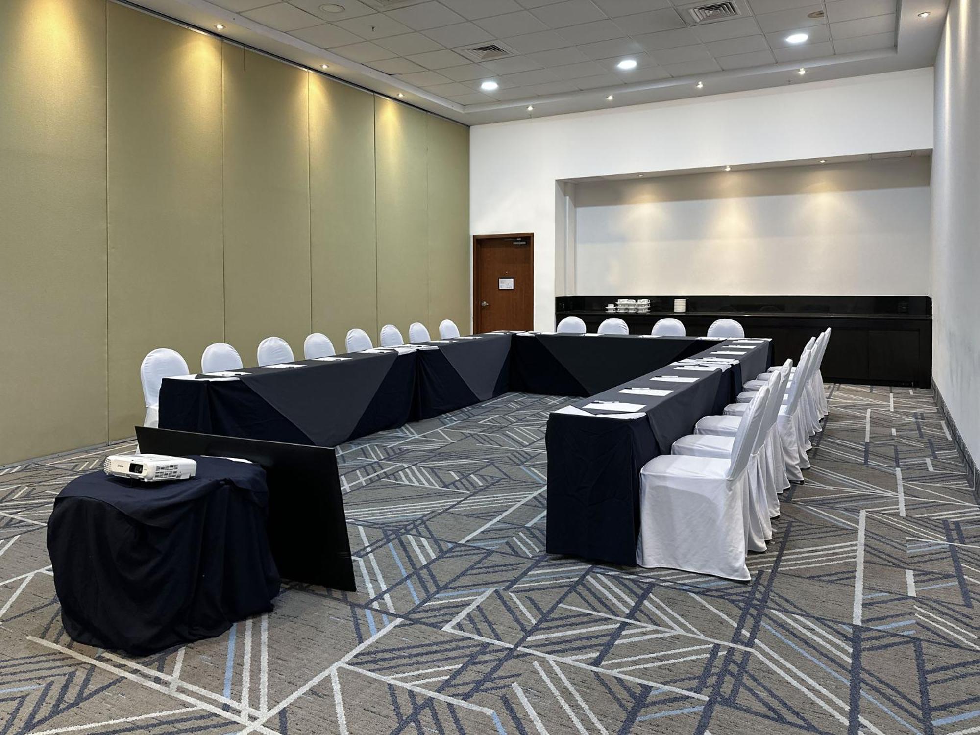 Holiday Inn Express Merida By Ihg Luaran gambar