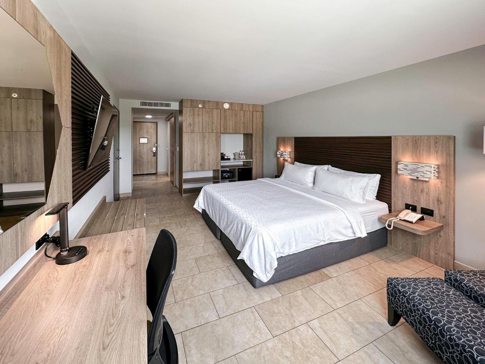 Holiday Inn Express Merida By Ihg Luaran gambar